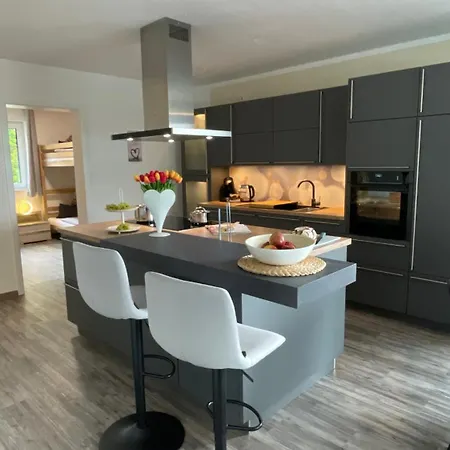 6 Petra Apartment *